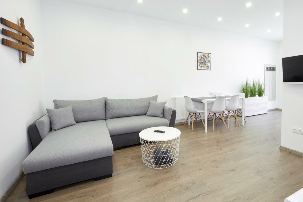Főtér apartman II. Villány Esterno foto